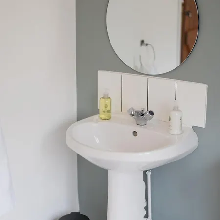 Cosy Cottage For Family & Friends! Sleeps 9, Pets Welcome Stanton  Exterior photo