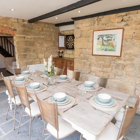 Cosy Cottage For Family & Friends! Sleeps 9, Pets Welcome Stanton  Exterior photo
