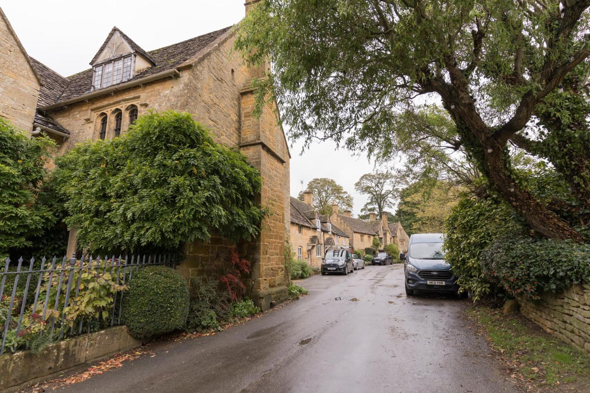 Cosy For Family & Friends! Sleeps 9, Pets Welcome Stanton (Worcestershire)