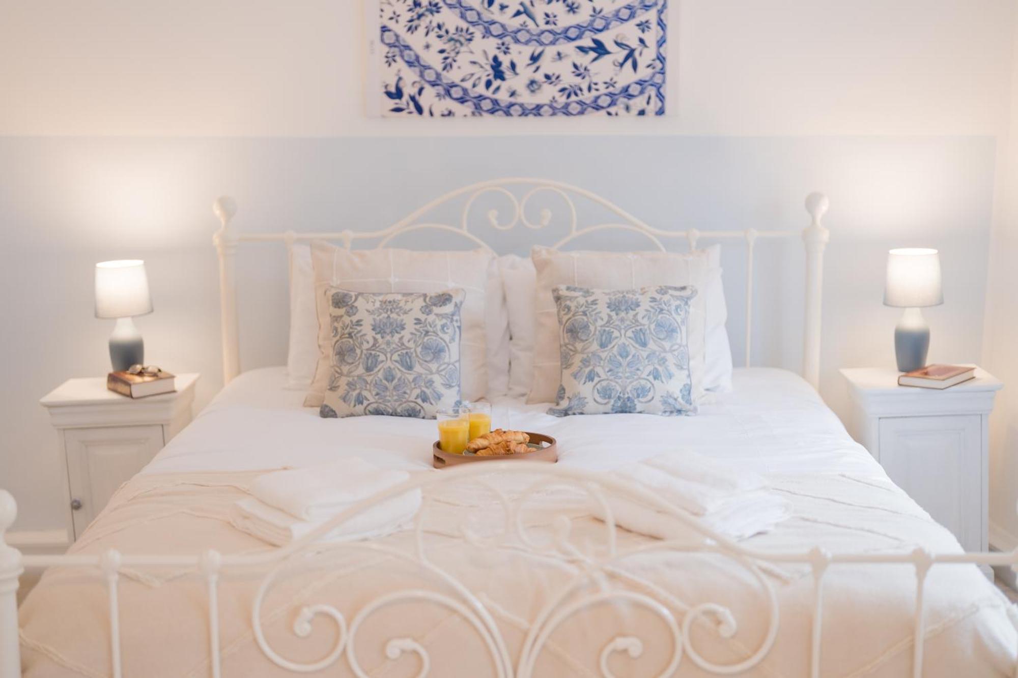 Cosy For Family & Friends! Sleeps 9, Pets Welcome * Stanton (Worcestershire)