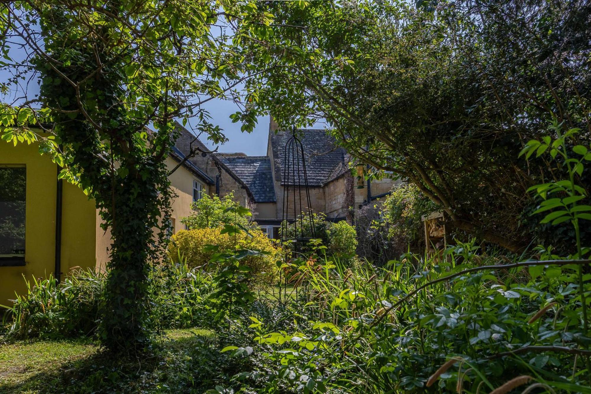 Holiday home Cosy For Family & Friends! Sleeps 9, Pets Welcome Stanton (Worcestershire)